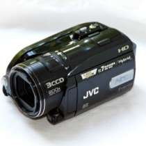 видеокамеру JVC GZ-HD3ER, в Москве
