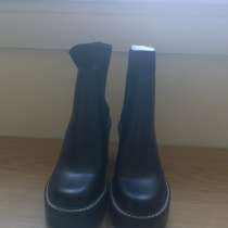 Bottes Modern Girl, в г.Париж