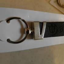 Тренчик подвес на ремень 40 мм с тиснением новый, в Москве