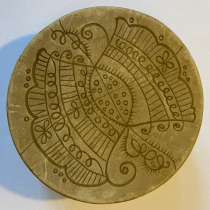 Кожаная мини-шкатулка для безделушек. 1970-е гг, в Москве