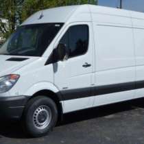 Ищем водителя на СПРИНТЕР, в г.Чикаго