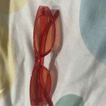 Очки красные б/у, в Тюмени