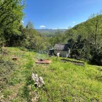 Участок с дачным домом, в Сочи