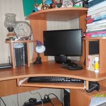 Компьютер +стол, в г.Павлодар