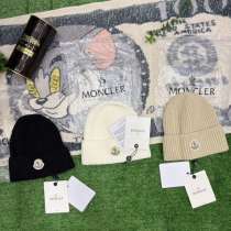 Шапка Moncler, в Тюмени