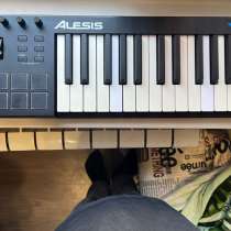 Мили клавиатура alesis v25, в Ростове-на-Дону