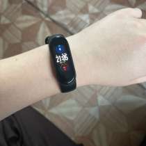 продам фитнес-браслет Xiaomi Mi Band 5, в Ульяновске