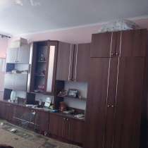 Продам стенку, в г.Единцы