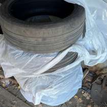 Продам резину Б/У Dunlop, в Барнауле