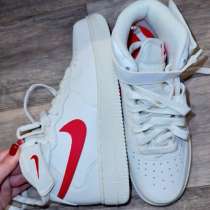 Кроссовки Nike Air Force 1 Mid (38.5) Новые, в Москве