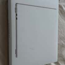 Apple MacBook Air 13,6” M5 / 16 ГБ / 512 ГБ — Starlight, в Москве
