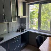 Продается 2х комнатная квартира в г. Луганск, кв. Комарова, в г.Луганск