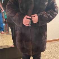 Продаю шубу б/у в норм состоянии, в Беслане