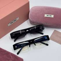 Очки Miu Miu, в Москве