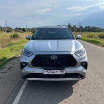 Toyota Highlander 2021г., в Москве