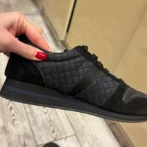 Кроссовки Versace, в Москве