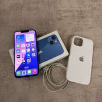 IPhone 13,128гб есть мелкие царапины по краям, в Саратове