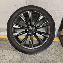 Продам колеса летние Lexus RX F-Sport Bridgestone 235/50 R21, в Владивостоке