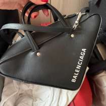 BALENCIAGA сумка оригинал, в Москве
