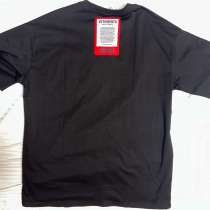 Футболка VETEMENTS, в Екатеринбурге