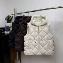 Max Mara жилетки осенние есть в трех  цветах ?️3900, в Москве