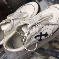Кроссовки Off White мужские , белые , оригинал , размер 43, в Москве