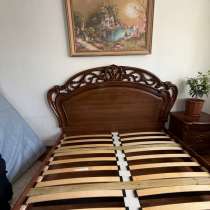 Продам 15 тыс вместе с матрасом, в Сургуте