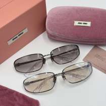 Очки Miu Miu, в Москве