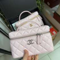 Сумка Chanel, в Москве