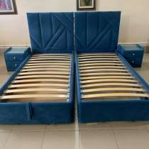 2 кровати 90×200 с подъёмным механизмом + 2 тумбы + матрасы, в Краснодаре