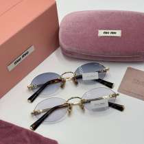 Очки Miu Miu, в Москве