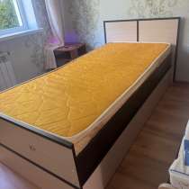 Кровать 90/200 см, с матрасом, в Анапе