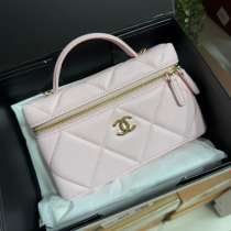 Сумка Chanel, в Москве