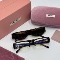 Очки Miu Miu, в Москве