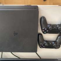 Продам PS4, в Белгороде