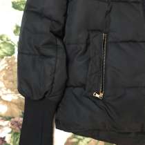 Женская зимняя куртка zara, в Москве